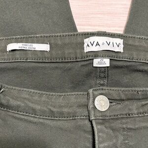 Ava & Viv Women's Green Carpenter Style Wide Leg Jeans